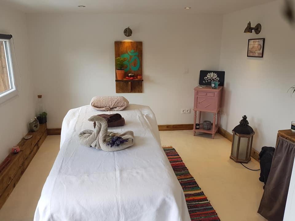 Bed and Breakfast La Belmontaise Beaumont-sur-Sarthe Экстерьер фото